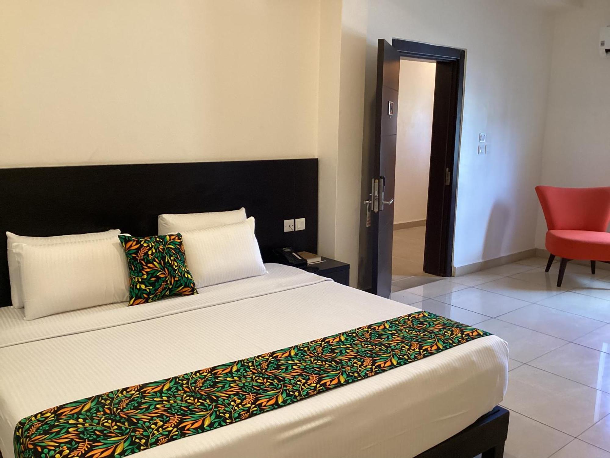 Adis Hotels Prime Ибадан Экстерьер фото